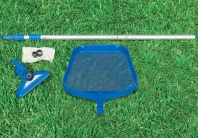 28002 УЦЕНКА Набор(сачки, щётки) для очистки бассейна